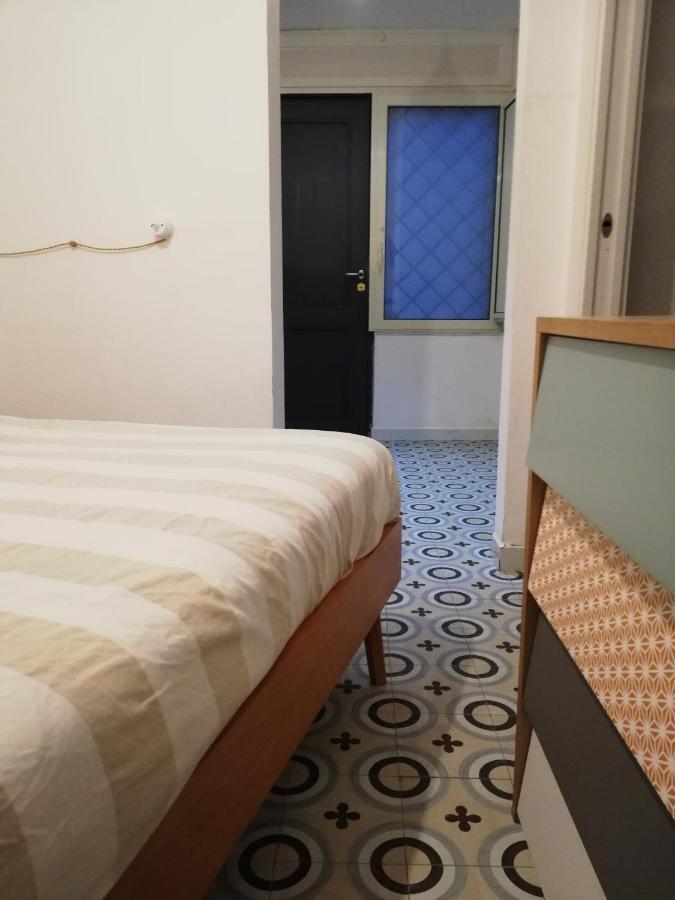 Monohouse Apartment Наполи Екстериор снимка